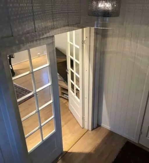 Stort Hus I Porsgrunn Sentrum Med Gangavstand Til Alt & Gratis Parkering Til Flere Biler