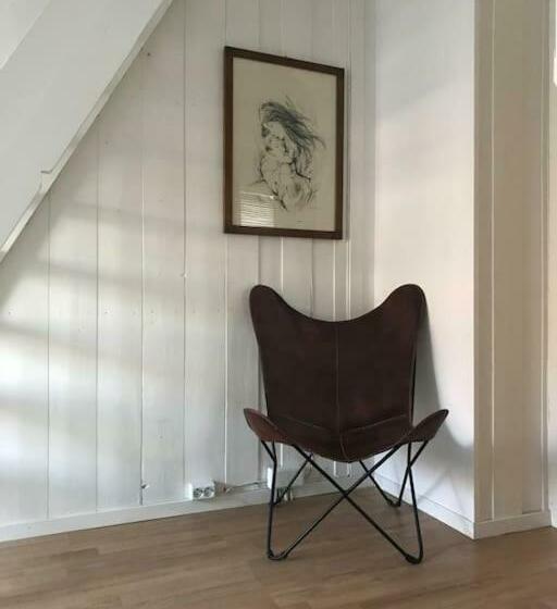 Stort Hus I Porsgrunn Sentrum Med Gangavstand Til Alt & Gratis Parkering Til Flere Biler