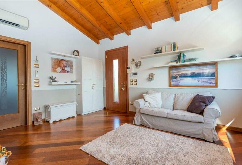 Da Dede Cozy Apt With Terrace And Private Parking!