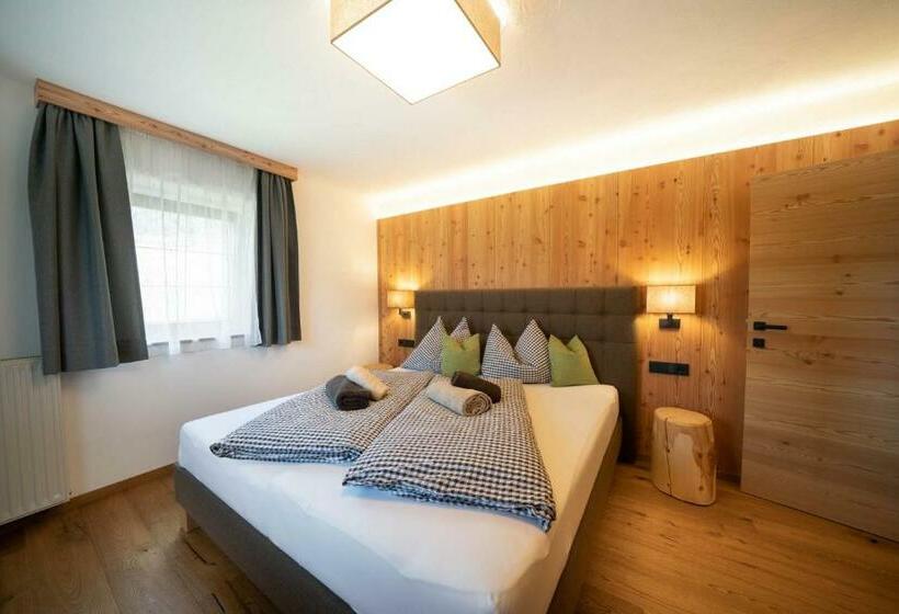 Pliegermoar   Adults Only