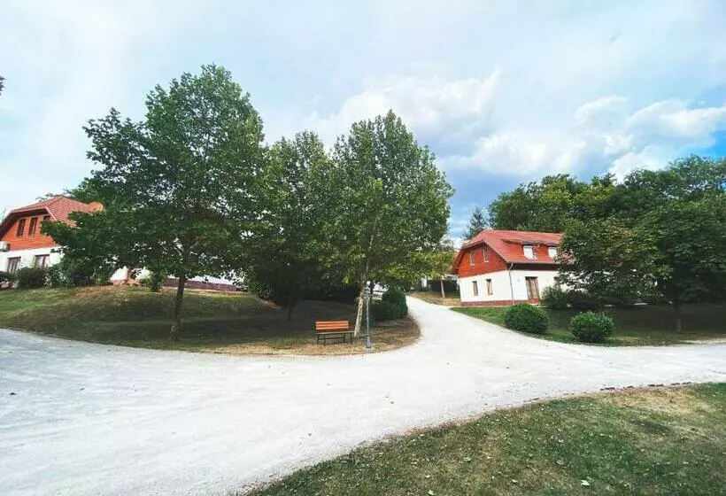 Thermal Valley Apartman   Batthyány Villapark