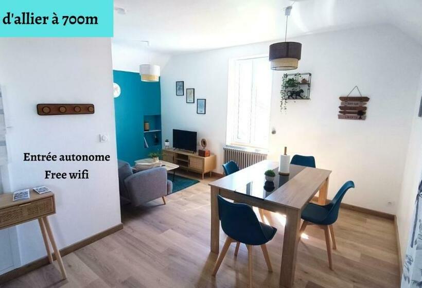 La Belle Rive Du Voyageur