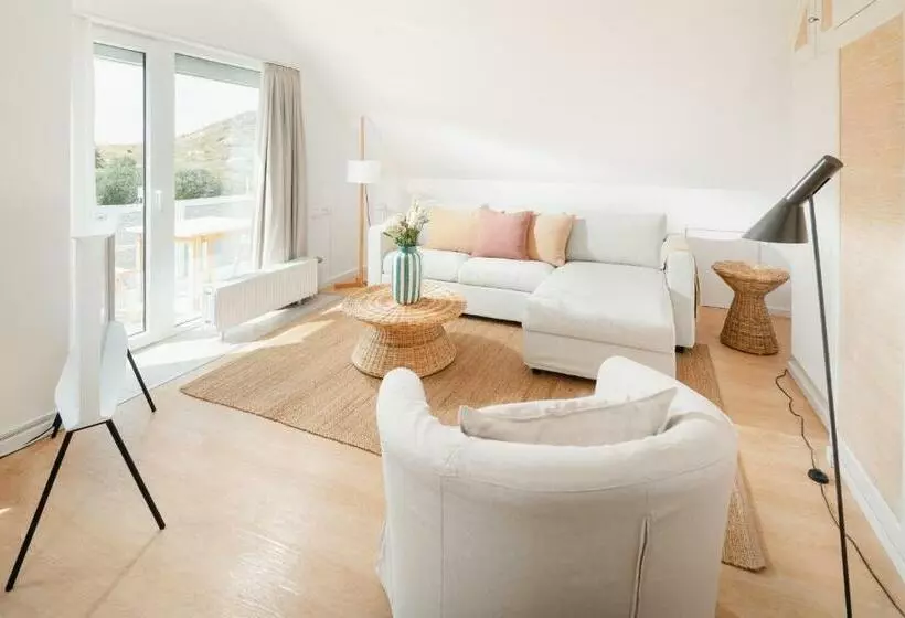 Haus Janus 1   Wohnung 2