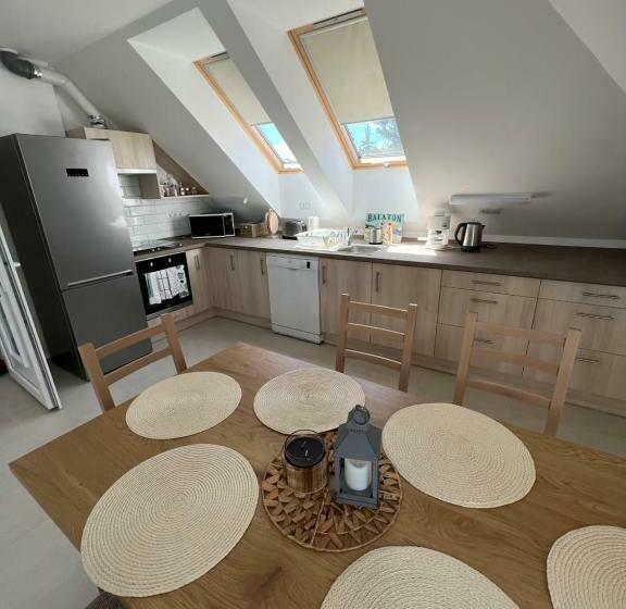 Jánház Apartman Révfülöp