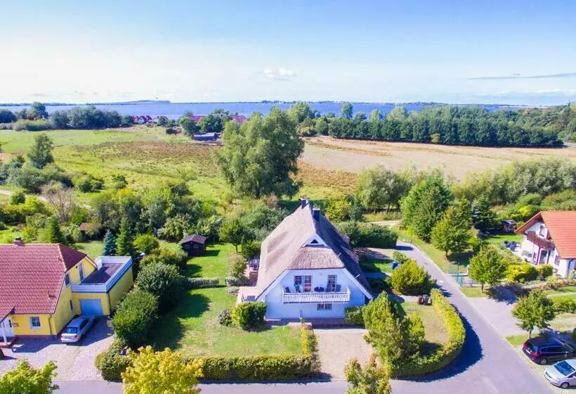 Kapitänshaus Kittler   Sehnsucht   Fewo 1og   Dg