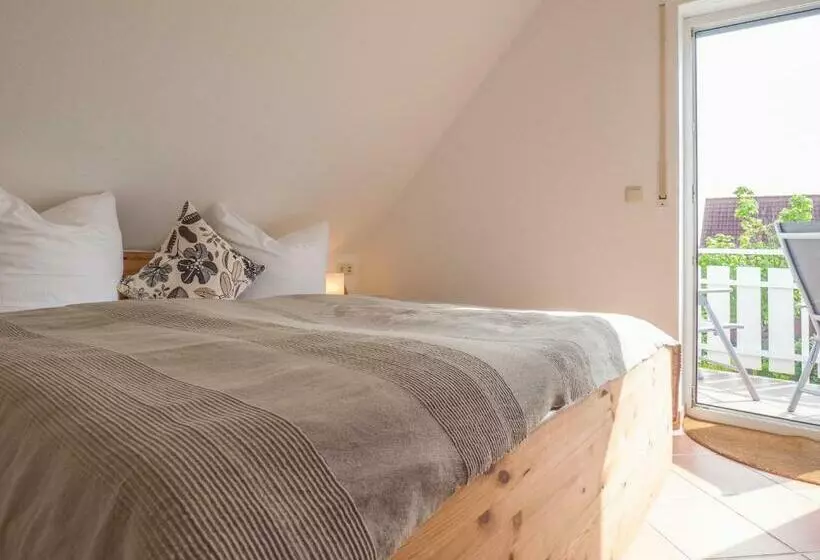 Kapitänshaus Kittler   Sehnsucht   Fewo 1og   Dg