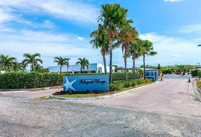 Villa Luxe Playa Blanca Tourism