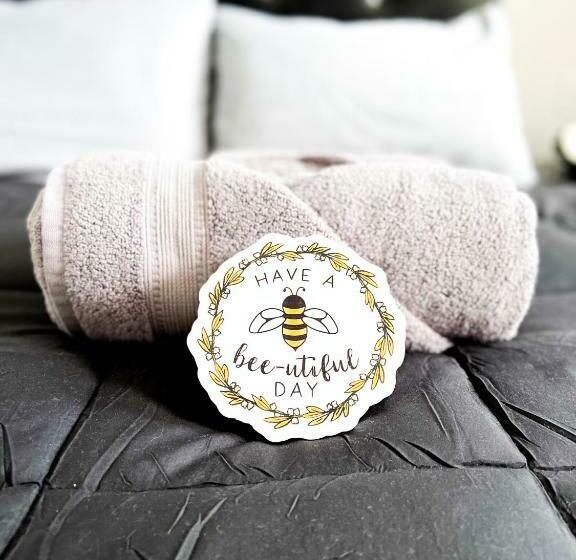 Boutique Studio Apartment On Grand Ave