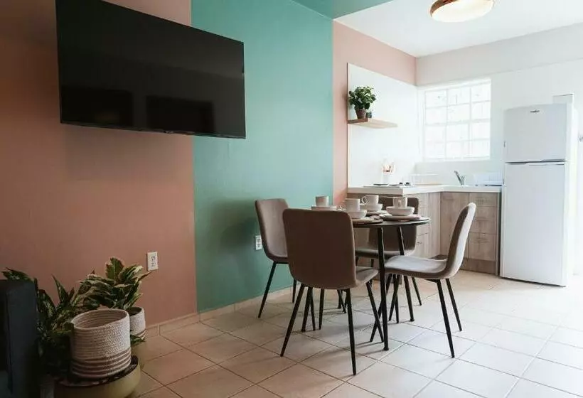 Great 2bdrm App In Downtown Otrobanda With Free Parking On Premises