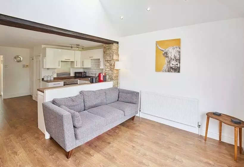 Host & Stay   The Duck Pond