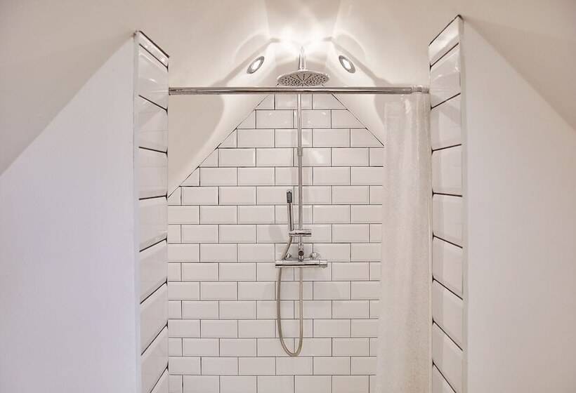 Host & Stay   The Duck Pond