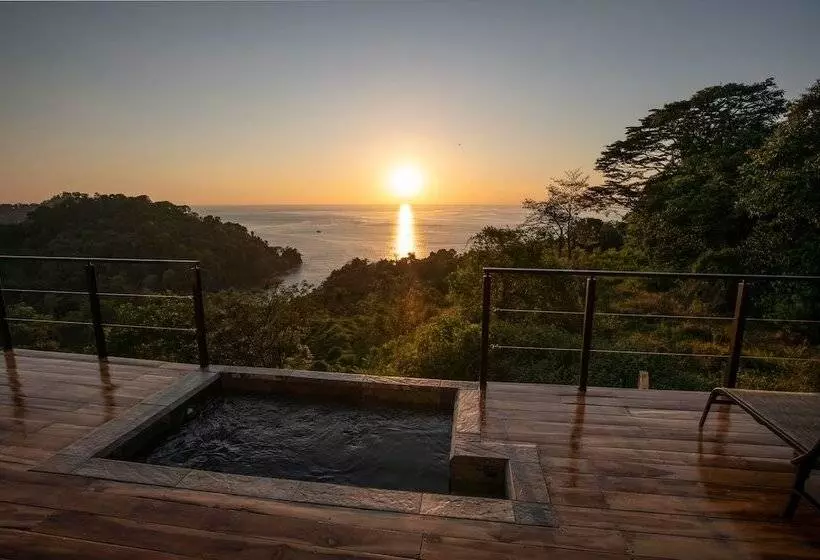Villas Mangata