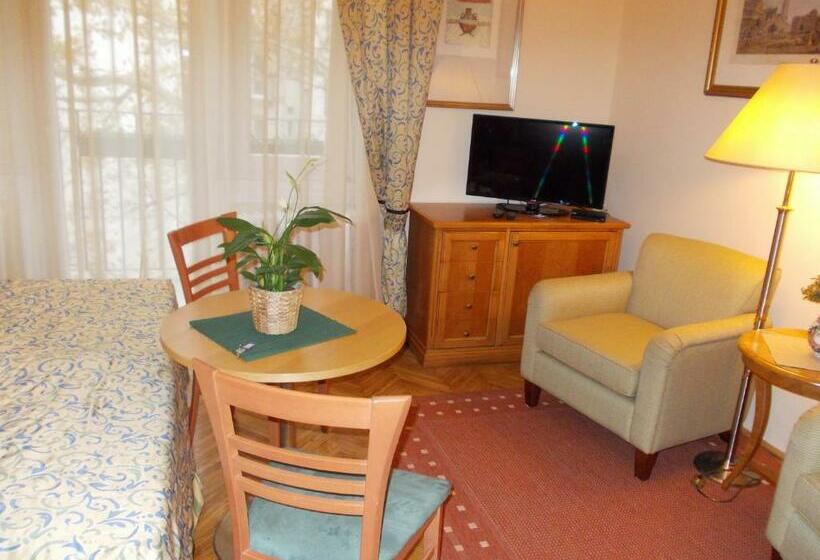 Flatneartocastlehill