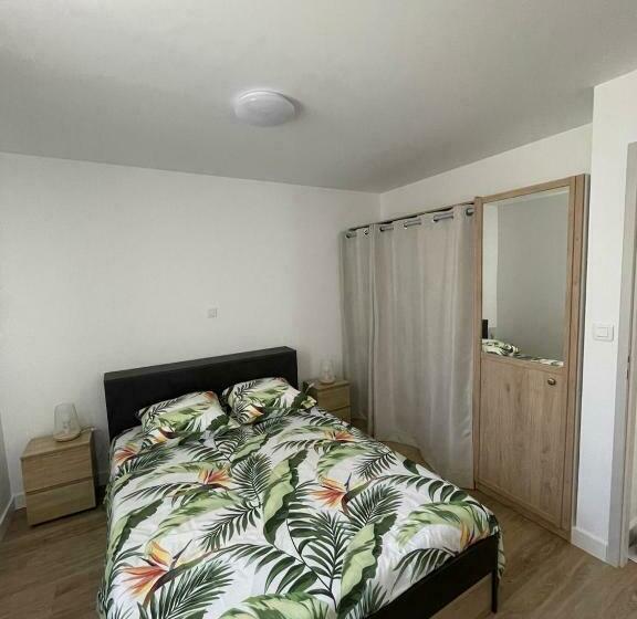 Maison 80m2 Entièrement Rénovée à 1,5km De La Plage Des Conches