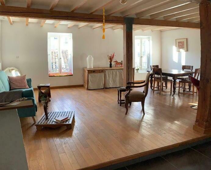 Medieval Avignon, Calm, Stunning & Spacious 60m2