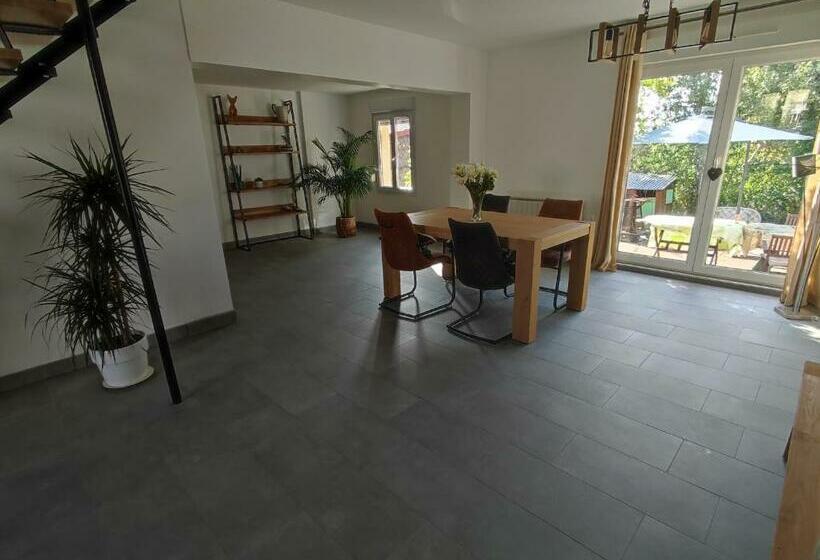 Nancy Maison Chaleureuse