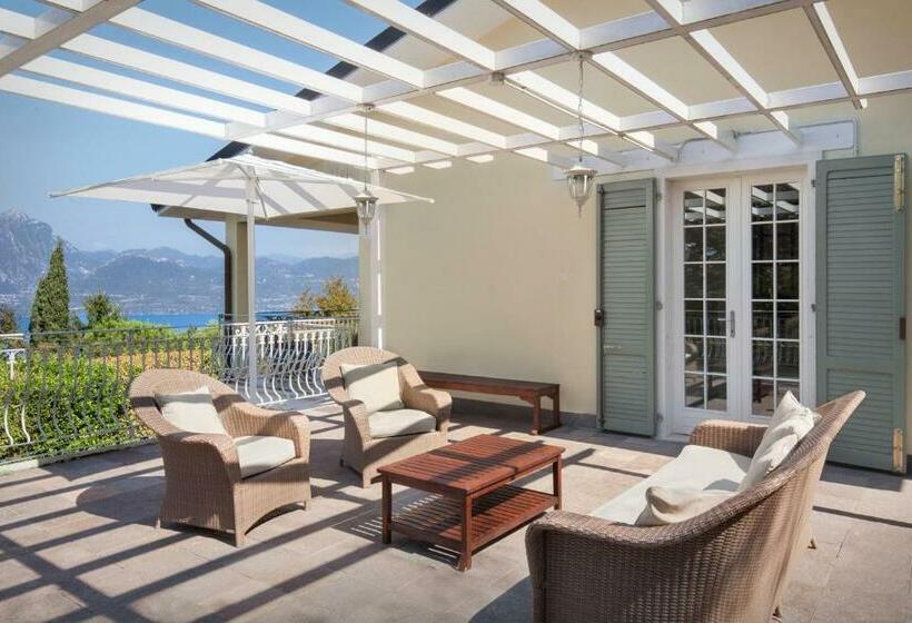 Villa Ilaria With Private Pool And Lake View