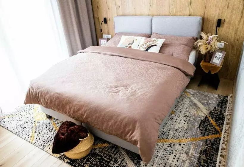 Apartmány Kubínska, Hillside