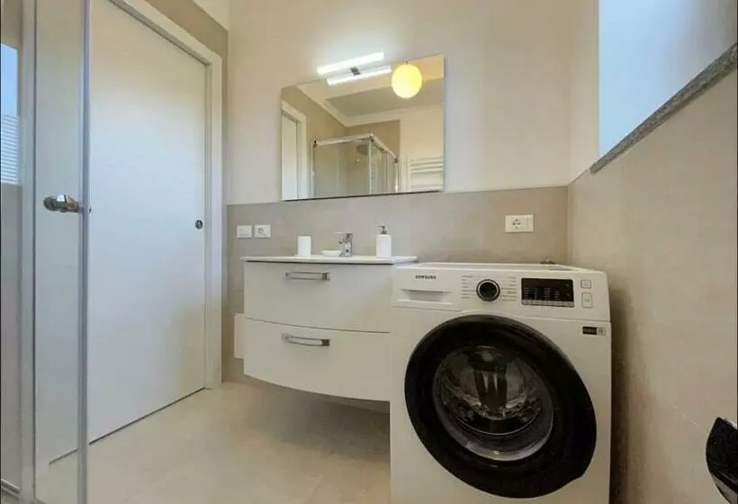 Appartamento Con Balcone Affascinante A Cadorago