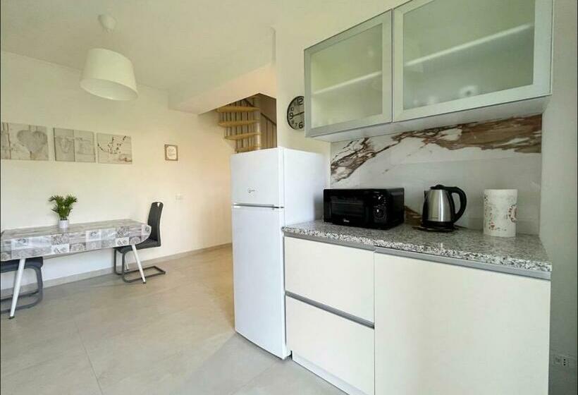 Appartamento Con Balcone Affascinante A Cadorago