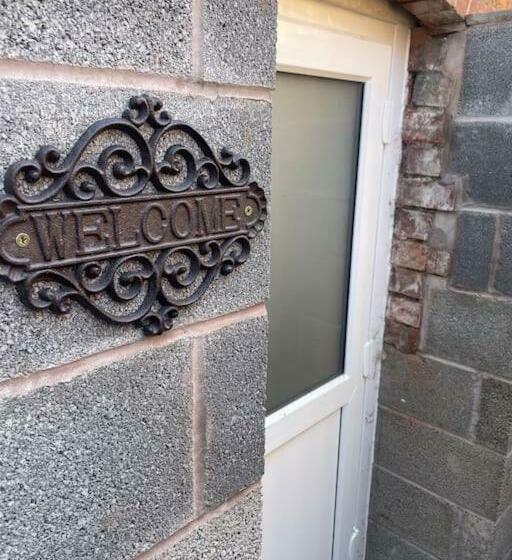 Quaint Central Basement Apartment