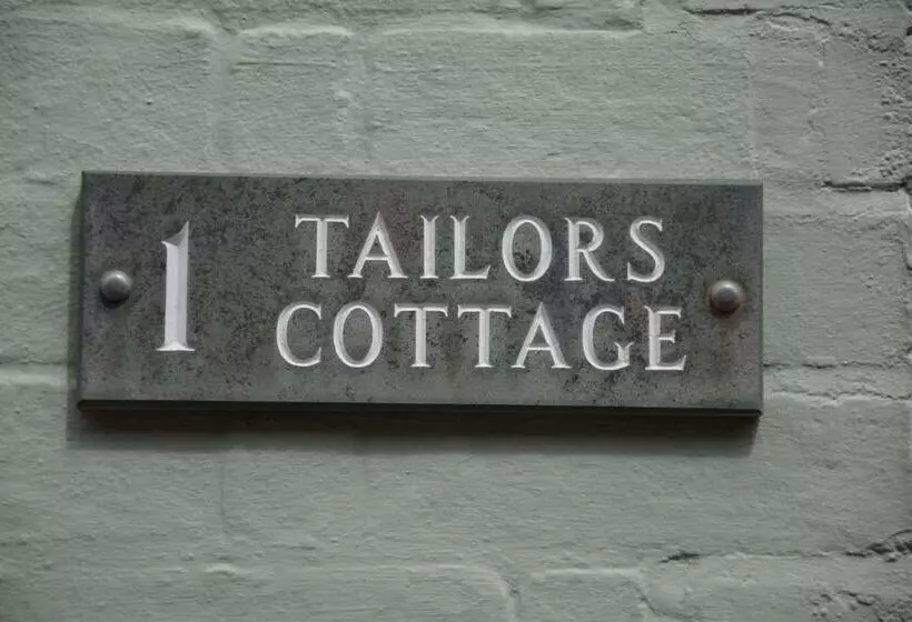 1 Tailors Cottage, Woodbridge