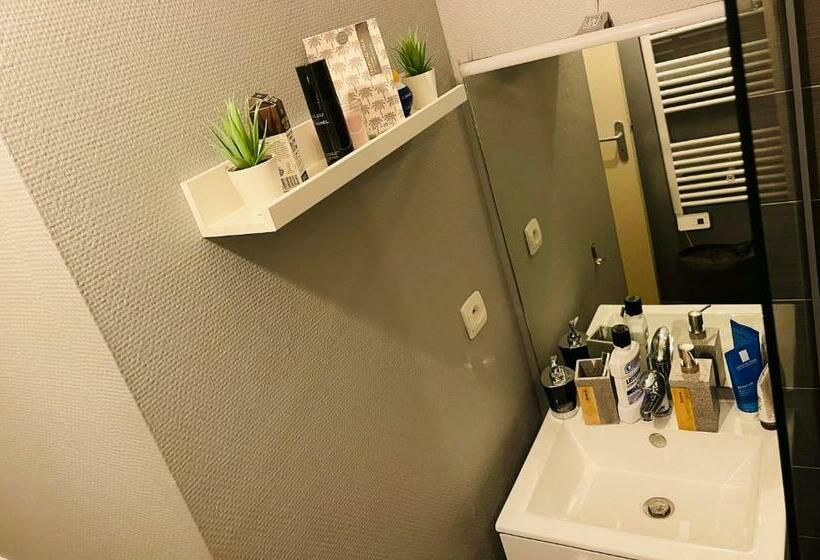 Bel Appartement, Bien Situé Proche Du Vieux Port