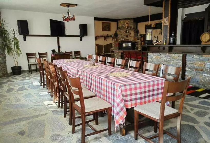 Rimovata Kashta Guest House