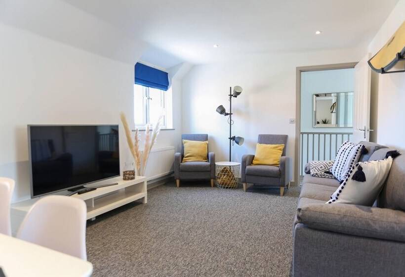 Shorebreak   Bracklesham Bay Apartment