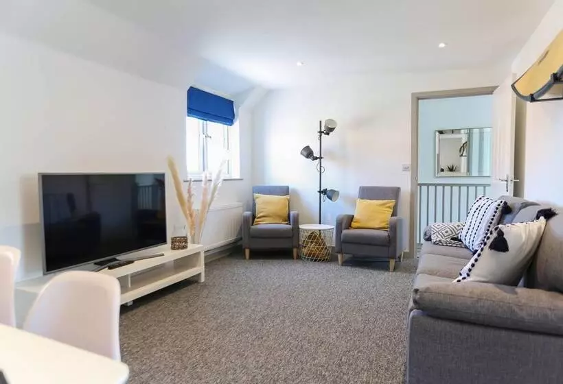 Shorebreak Bracklesham Bay Apartment