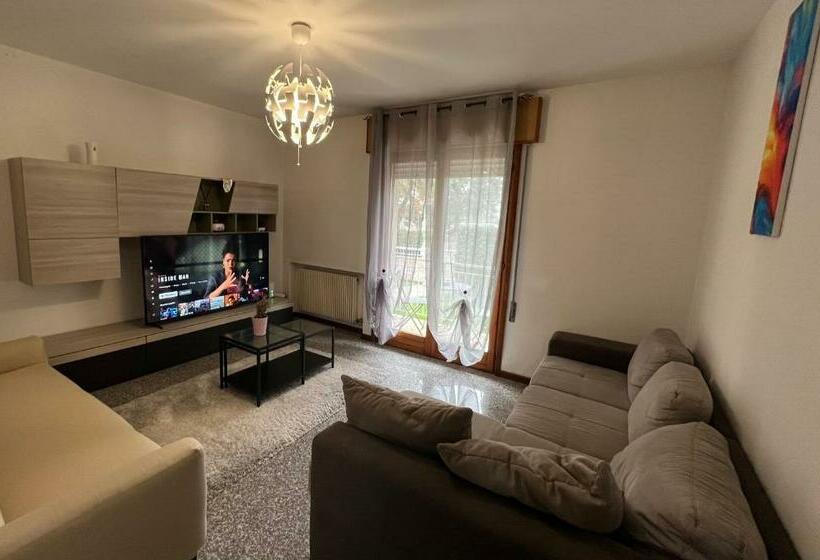 Appartamento Al Piano Terra Vicino All’aeroporto