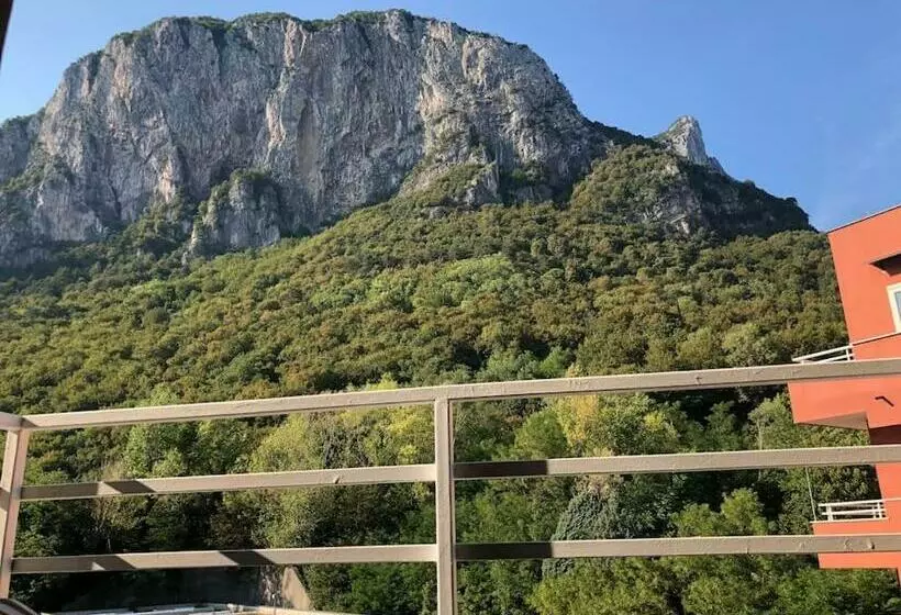 Enchanting Lake Appartamento Incantevole A Due Passi Dal Lago