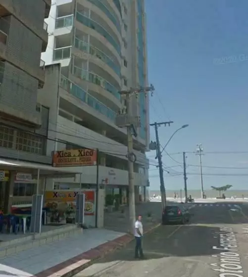 Lindo Apto Na Quadra Do Mar Na Praia Do Morro Com Ar Condicionado