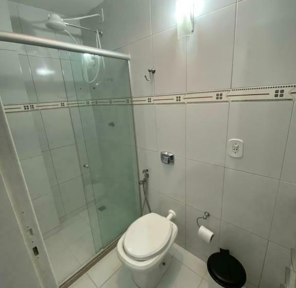 Lindo Apto Na Quadra Do Mar Na Praia Do Morro Com Ar Condicionado