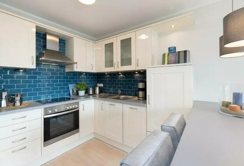 Ostseeperle Meerblau