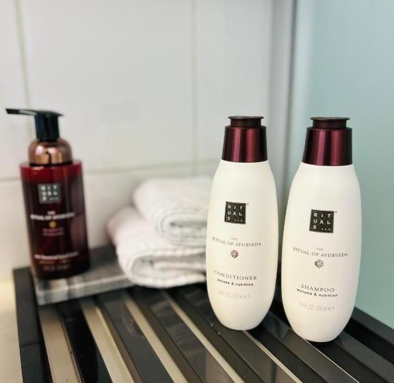 Riverview Studio In Historical Heart Of Antwerp