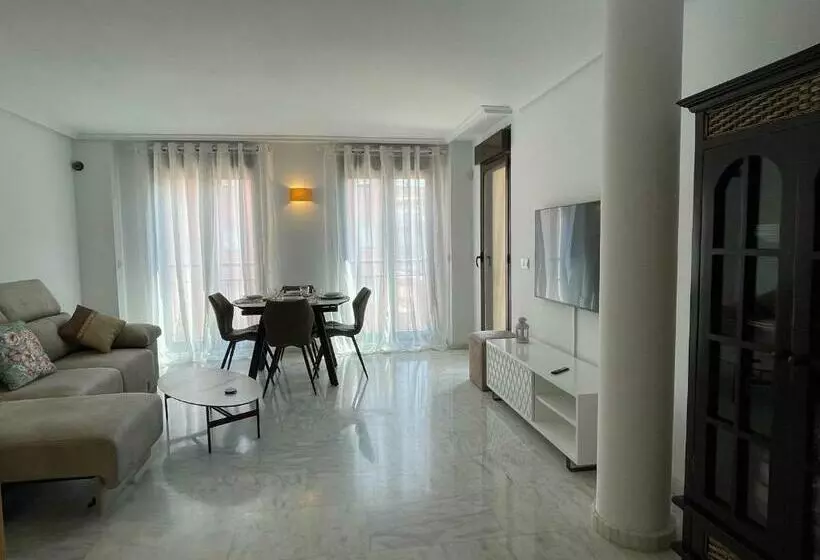 Bonito Apartamento En El Centro De Moraira