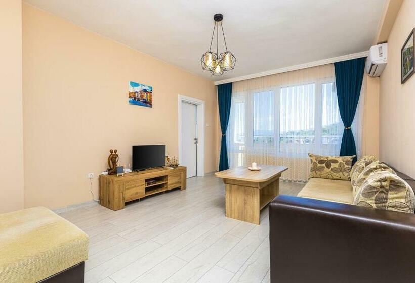 Bright Modern 2bd Apartment With Panoramic View