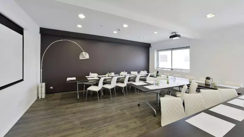 酒店 Logis   Hôtel Arc En Ciel Et Spa Les Sables D Olonne