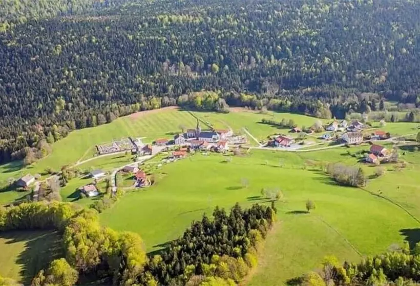 Отель Chalet Résidence La Combeauté