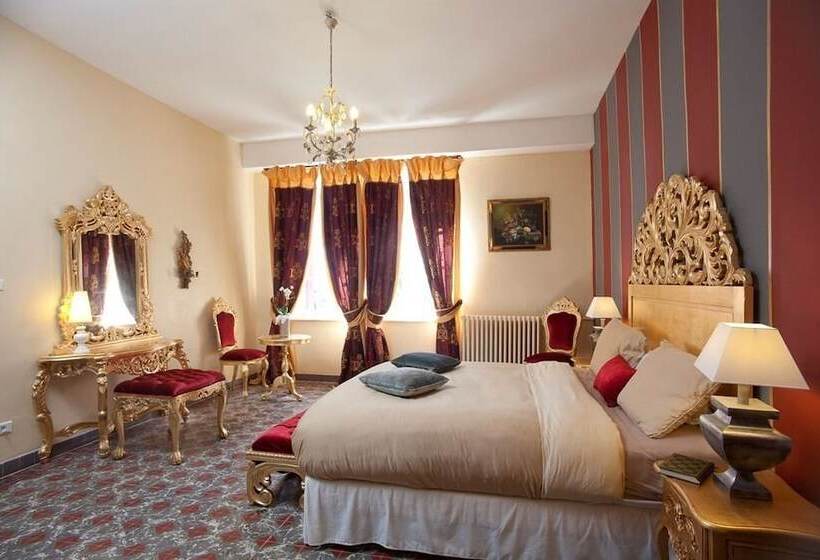 Отель Château De Lavail