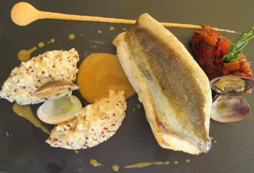 هتل Restaurant Le Clos De Pradines