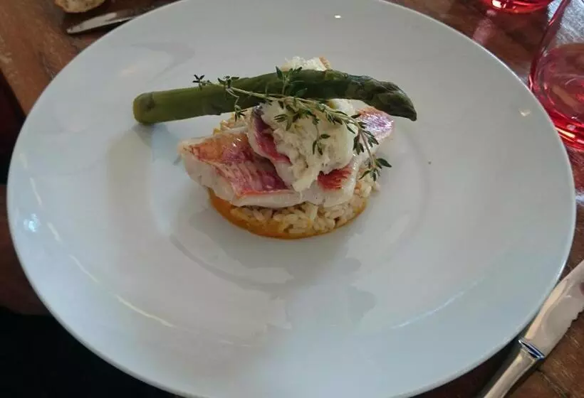 ホテル Le Clos Des Arts