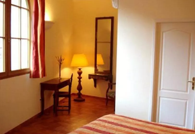 ホテル Le Clos Des Arts