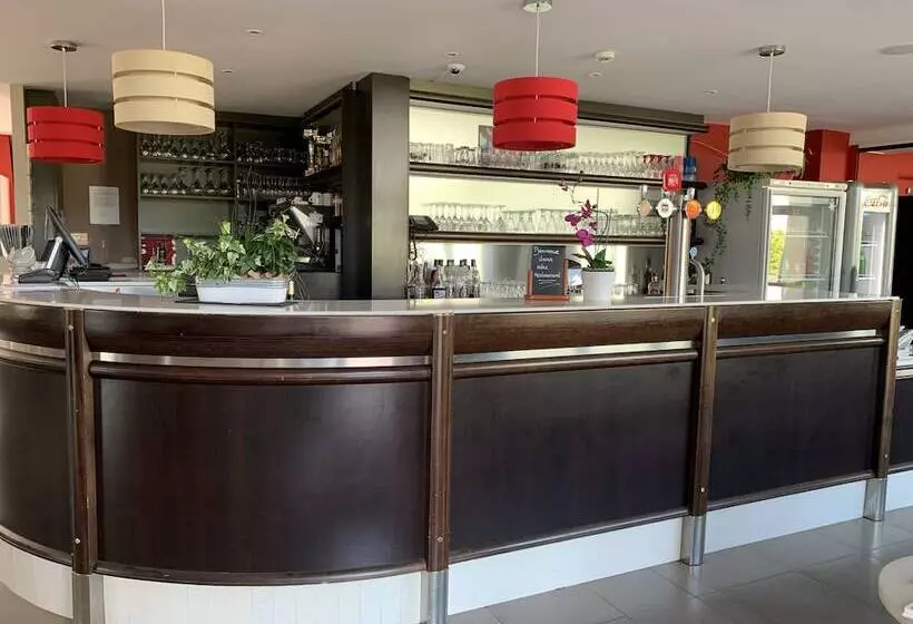 호텔 Le Logis De La Lys