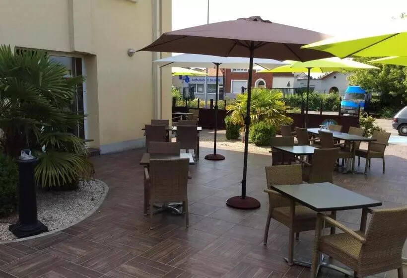 호텔 Le Logis De La Lys