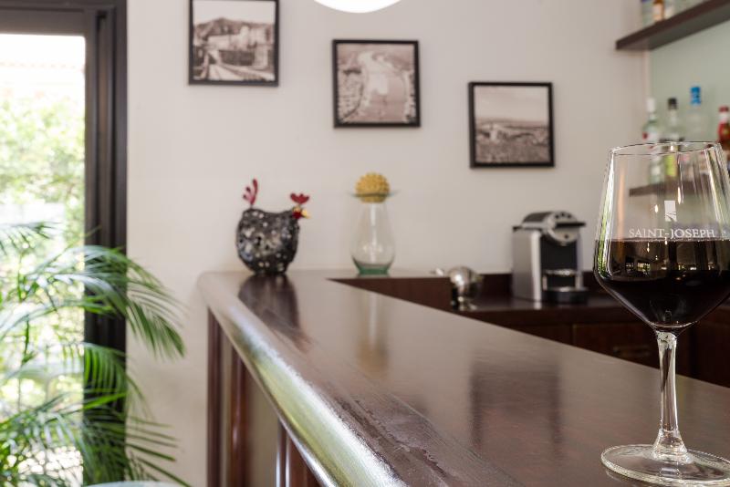 בית מלון כפרי Les Amandiers