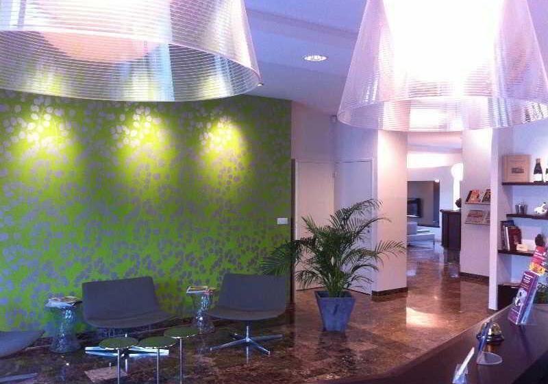 בית מלון כפרי Les Amandiers