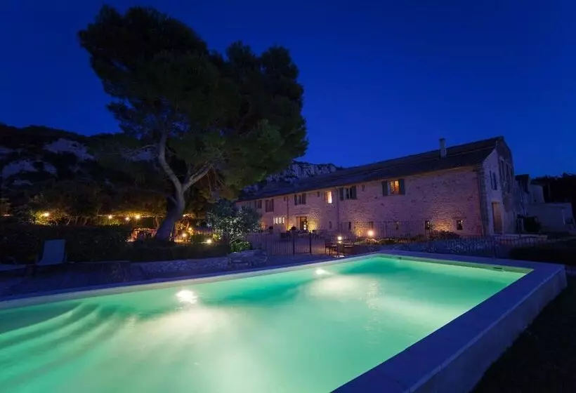 Отель Maison Chenet   Les Chambres Entre Vigne Et Garrigue   Teritoria