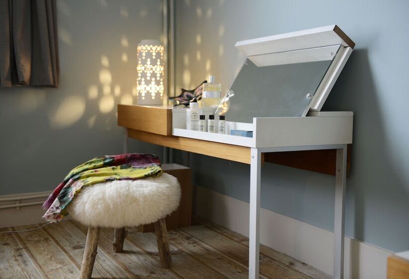 Отель Les Pilotes